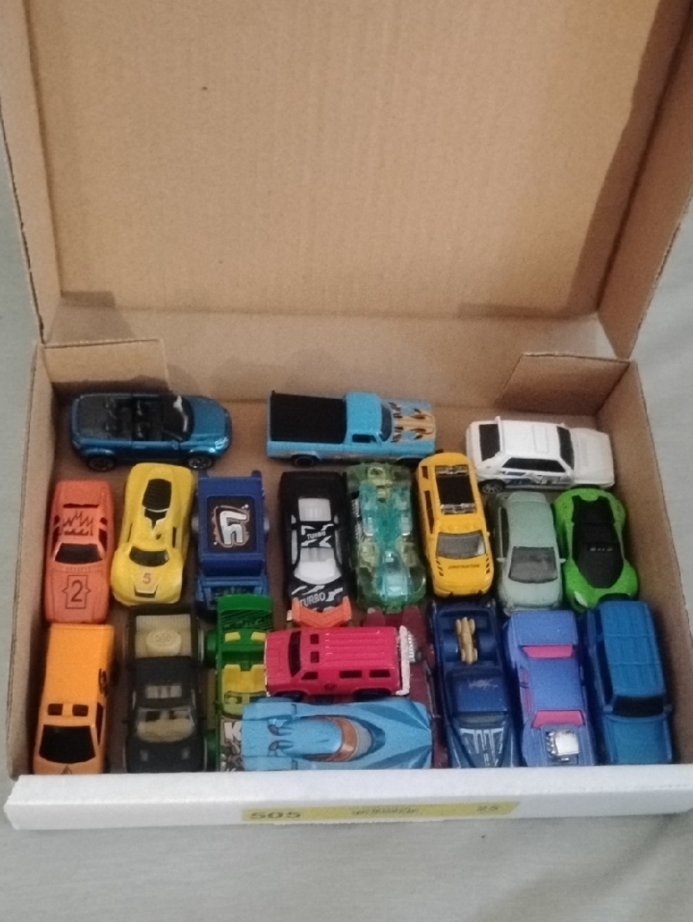 20 Piece Kids Toy Cars - Matchbox, Hot Wheels, Maisto And More